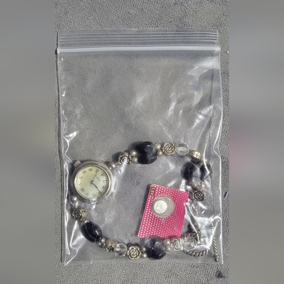 Quartz Watch - Picture 6 of 6